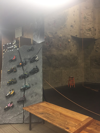 Outdoor Sports Store «Alabama Outdoors», reviews and photos, 3054 Independence Dr, Homewood, AL 35209, USA