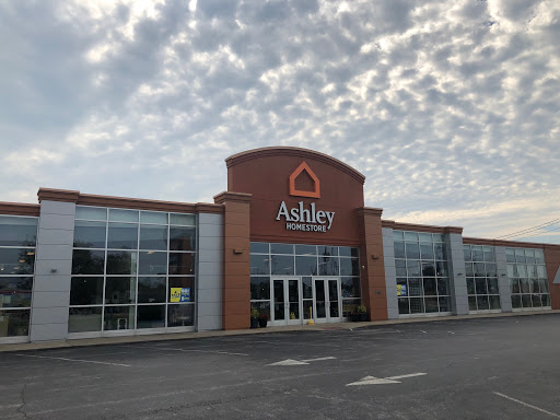 Furniture Store «Ashley HomeStore», reviews and photos, 1850 Scottsville Rd, Bowling Green, KY 42101, USA