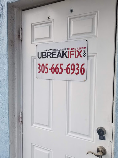Electronics Repair Shop «uBreakiFix», reviews and photos, 7204 SW 59th Ave, South Miami, FL 33143, USA