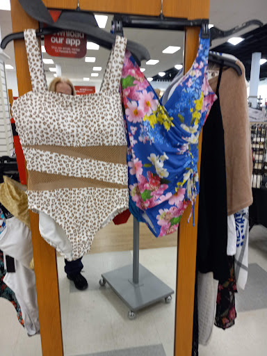 Department Store «T.J. Maxx & HomeGoods», reviews and photos, 20 Court House South Dennis Rd #1, Cape May Court House, NJ 08210, USA