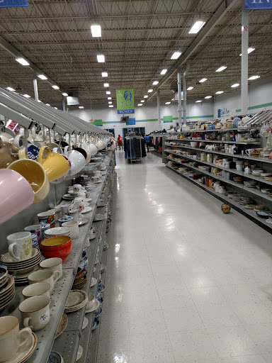 Thrift Store «2nd Ave Value Stores», reviews and photos, 163 Franklin Mills Blvd, Philadelphia, PA 19154, USA