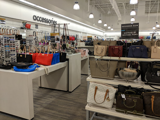 Department Store «Nordstrom Rack The Shoppes at University Town Center», reviews and photos, 8551 Cooper Creek Blvd, Bradenton, FL 34201, USA