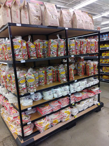 Grocery Store «Food 4 Less», reviews and photos, 4620 S Damen Ave, Chicago, IL 60609, USA