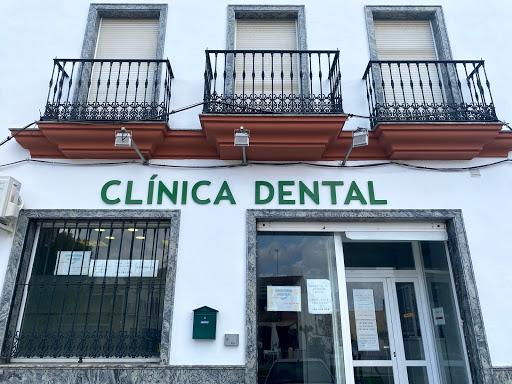 Clinica Dental Hergodent en San Bartolomé de la Torre, Huelva