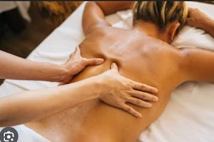 shalom massage and spa image