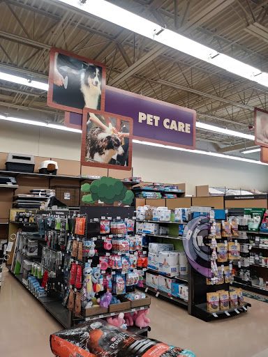 Pet Supply Store «Petco Animal Supplies», reviews and photos, 240 Upland Square Dr, Stowe, PA 19464, USA
