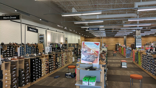 Shoe Store «DSW Designer Shoe Warehouse», reviews and photos, 23171 W Outer Dr, Allen Park, MI 48101, USA