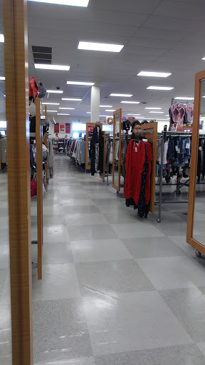 Department Store «T.J. Maxx», reviews and photos, 1455 Semoran Blvd, Casselberry, FL 32707, USA