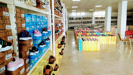 Gezer Ayakkabı Ankara Etimesgut Fabrika Satış Mağazası