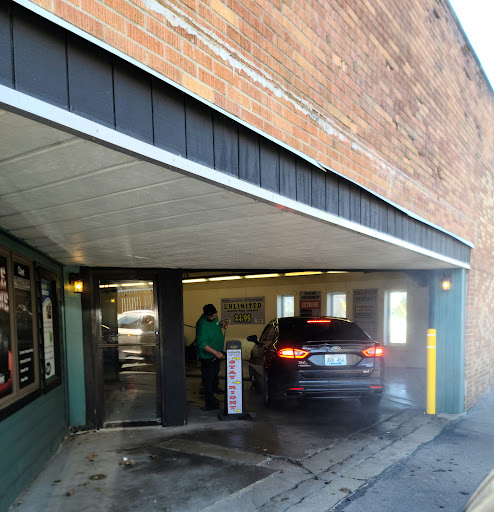 Parkmoor Car Wash! en Huntington