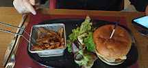 Hamburger du Restaurant français La Table d'Emile & Fernand à Toulouse - n°3