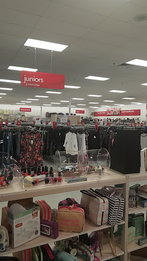 Department Store «Bealls Outlet», reviews and photos, 2738 W Hillsborough Ave, Tampa, FL 33614, USA