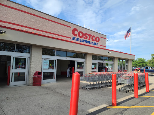Warehouse store «Costco Wholesale», reviews and photos, 125 Beacon Dr, Holbrook, NY 11741, USA