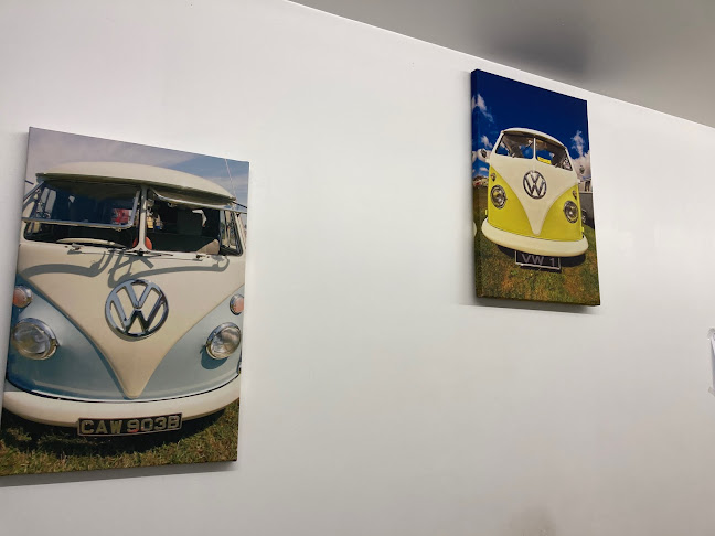 Coin-op Laundrette - Laundry service