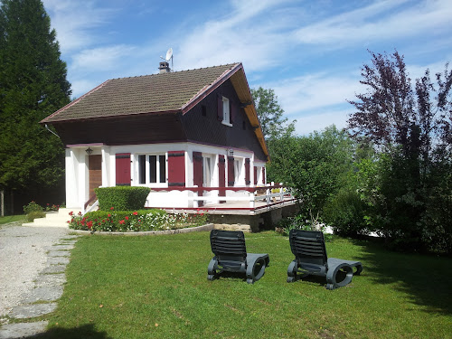 Lodge Gîte chalain Doucier