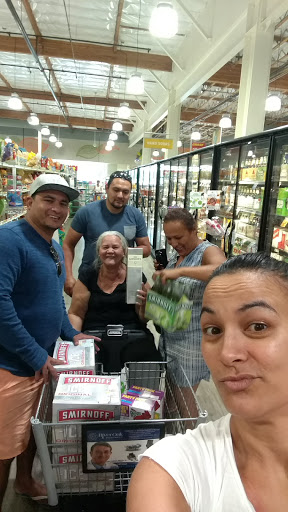 Supermarket «Save Mart Supermarkets», reviews and photos, 1449 E F St, Oakdale, CA 95361, USA