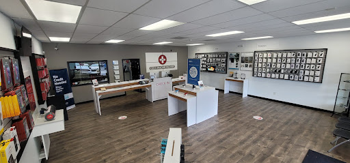 Mobile Phone Repair Shop «TechRx Best iPhone and iPad repair in Dublin, Ga», reviews and photos, 1632 Veterans Blvd c, Dublin, GA 31021, USA