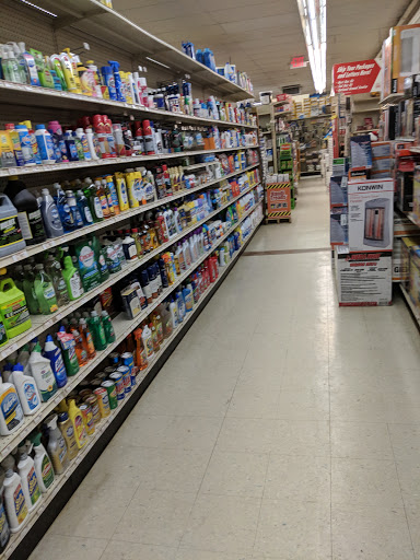 Home Improvement Store «Deronne True Value Hardware», reviews and photos, 18561 E 9 Mile Rd, Eastpointe, MI 48021, USA