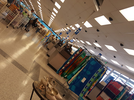 Clothing Store «Ross Dress for Less», reviews and photos, 2519 Tuscany St, Corona, CA 92881, USA