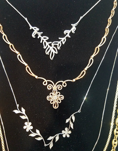 Jewelry Store «Saatchi Jewelry», reviews and photos, 4545 Austin Blvd, Island Park, NY 11558, USA