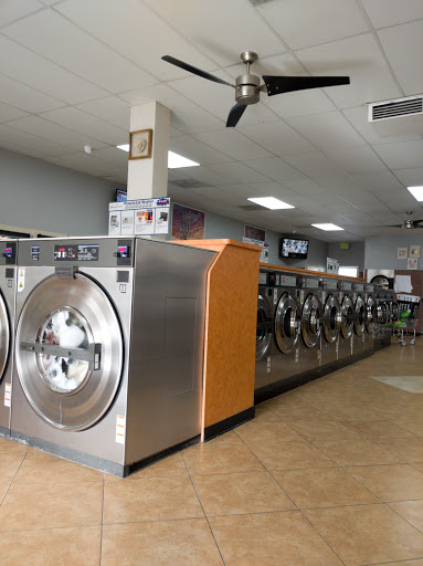 Laundromat «Sparklean Laundry Indio», reviews and photos, 81106 CA-111 Suite G, Indio, CA 92201, USA