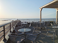 Atmosphère du Restaurant de spécialités à base de poisson-pêcheur Le Relais du Gois à Beauvoir-sur-Mer - n°1