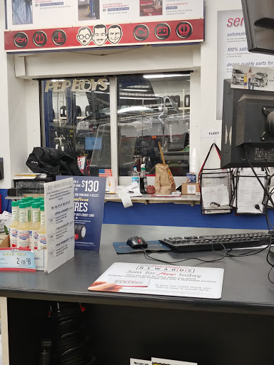Auto Parts Store «Pep Boys Auto Parts & Service», reviews and photos, 5220 Touhy Ave, Skokie, IL 60077, USA