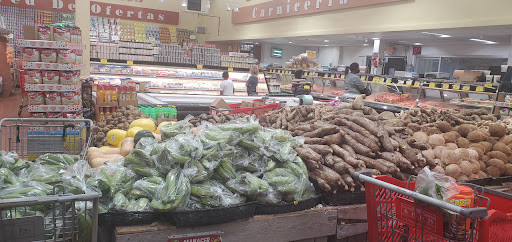 Supermarket «Food Fair La Gran Marqueta», reviews and photos, 946 Market St, Paterson, NJ 07513, USA
