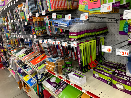 Dollar Store «FAMILY DOLLAR», reviews and photos, 1324 E Main St, Meriden, CT 06450, USA