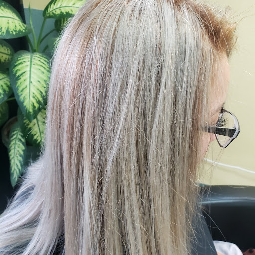 Beauty Salon «Yessenia Beauty Salon», reviews and photos, 1150 W Kiest Blvd, Dallas, TX 75224, USA