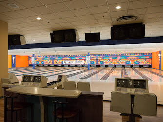 Saint-Pascal Bowling Room