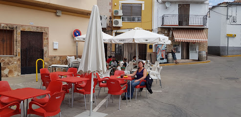 Bar El Andaluz - Plaza de España, 10, 06678 Villarta de los Montes, Badajoz, Spain