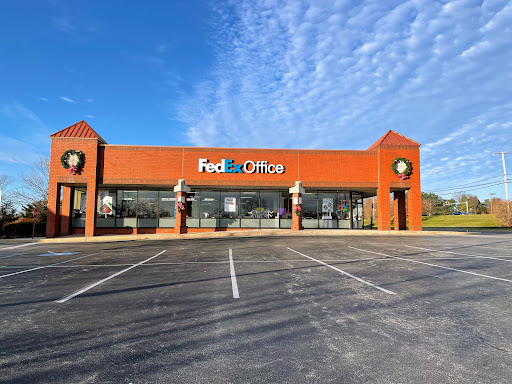 Print Shop «FedEx Office Print & Ship Center», reviews and photos, 464 Lincoln Hwy, Exton, PA 19341, USA