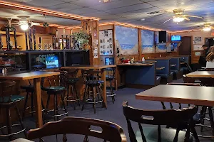 Geno's Restaurant & Lounge image
