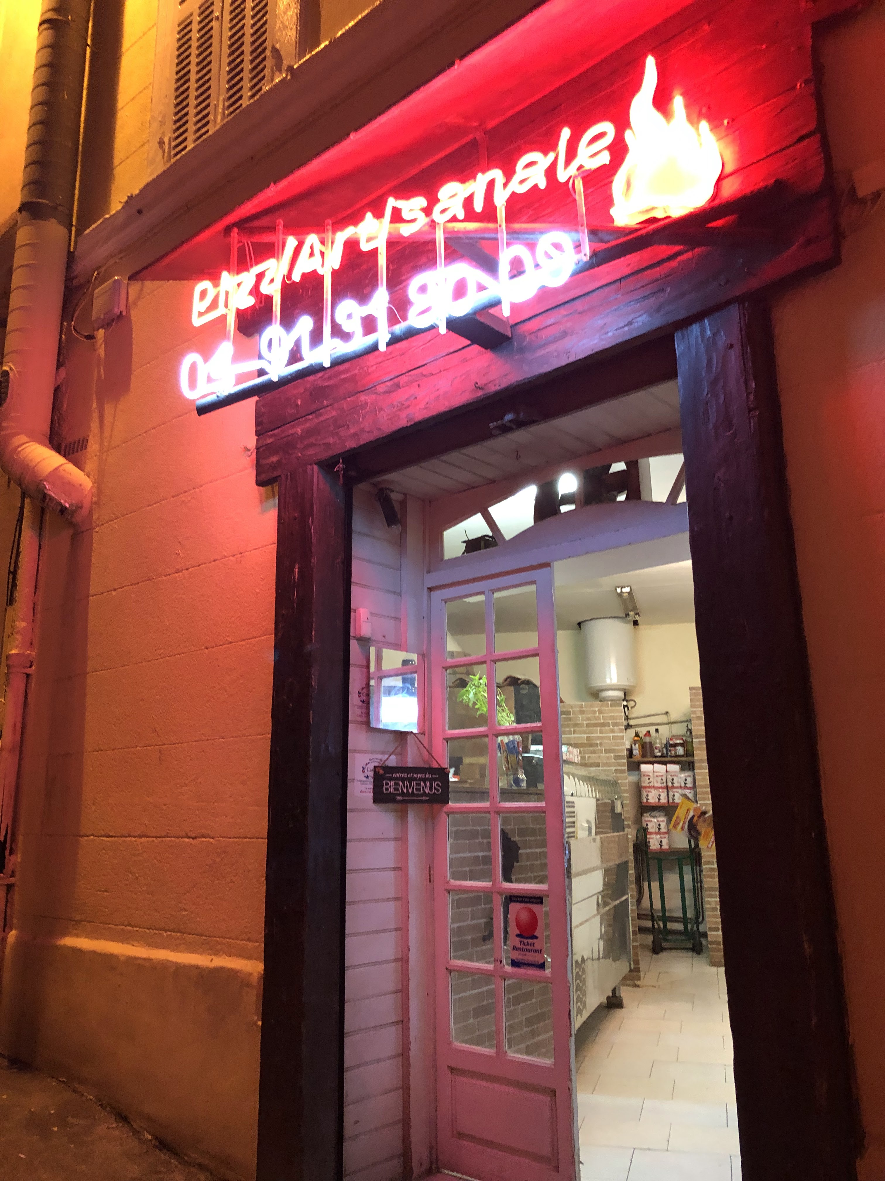 Photo n° 8 de l'avis de JustinMonica.l fait le 23/11/2018 à 23:32