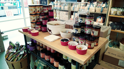 Outlet Mall «Tanger Outlet Myrtle Beach Hwy 17», reviews and photos, 10835 Kings Rd, Myrtle Beach, SC 29572, USA