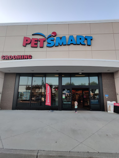 Pet Supply Store «PetSmart», reviews and photos, 5080 Riverside Dr #601, Macon, GA 31210, USA