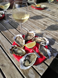 Plats et boissons du Restaurant Huitres Mahé Frères à Larmor-Baden - n°15