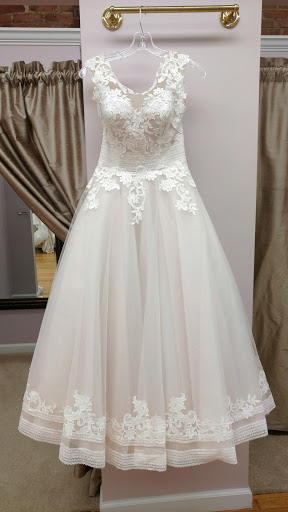 Bridal Shop «Fiori Bridal Boutique», reviews and photos, 18 Main St, Essex Junction, VT 05452, USA