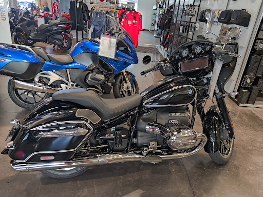 Motorcycle Dealer «Indian Motorcycle of Scottsdale», reviews and photos, 8420 E Butherus Dr, Scottsdale, AZ 85260, USA