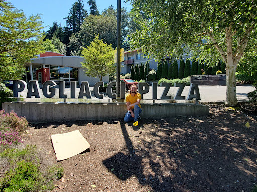 Pizza Delivery «Pagliacci Pizza», reviews and photos, 10200 Edmonds Way, Edmonds, WA 98020, USA