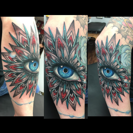 Tattoo Shop «Metropolis Tattoo and Fine Art», reviews and photos, 721 S Elm St Suite 109, Denton, TX 76201, USA