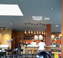 Atmosphère du Café Starbucks Longeville-lès-Saint-Avold à Longeville-lès-Saint-Avold - n°15