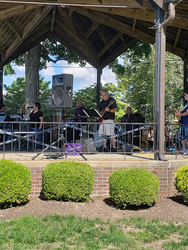 Park «North Olmsted Community Park», reviews and photos, 28114 Lorain Rd, North Olmsted, OH 44070, USA