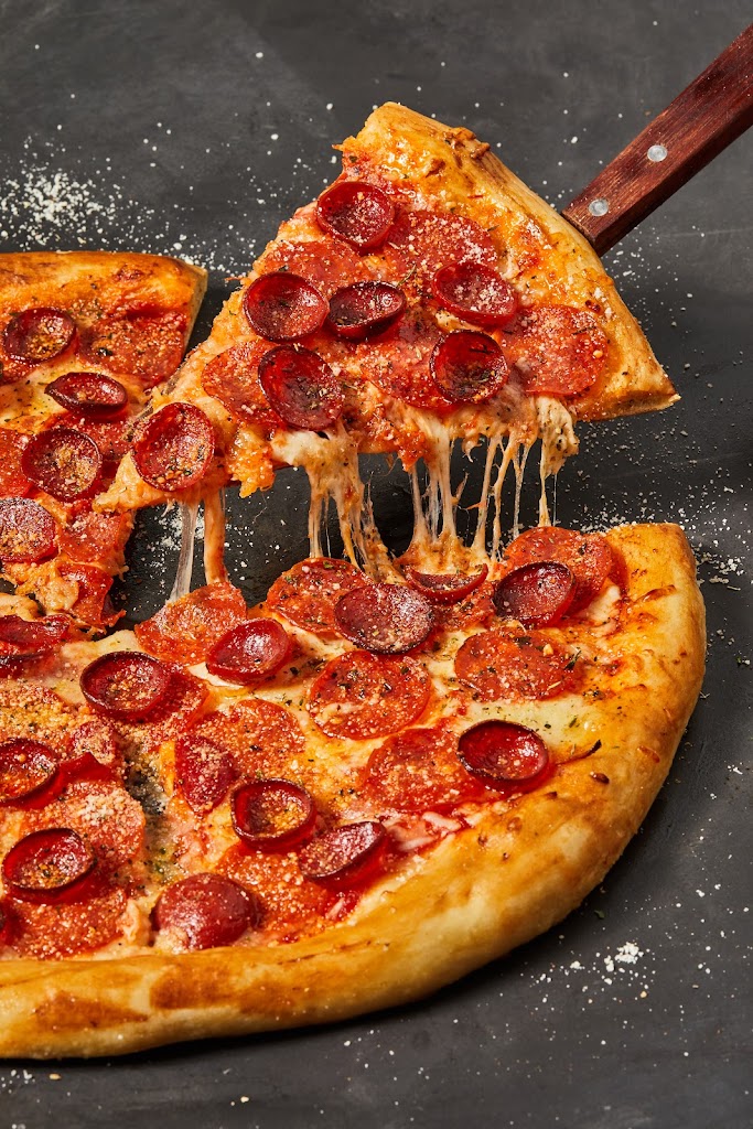 Ria's Pizzeria 02916