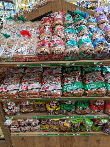 Grocery Store «Fresh Thyme Farmers Market- Downers Grove», reviews and photos, 325 Ogden Ave, Downers Grove, IL 60515, USA