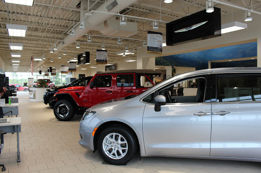 Dodge Dealer «Zimmer Chrysler Dodge Jeep Ram», reviews and photos, 1086 Burlington Pike, Florence, KY 41042, USA