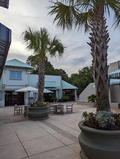 Shopping Mall «The Shops at Sea Pines Center», reviews and photos, 71 Lighthouse Rd #300, Hilton Head Island, SC 29928, USA