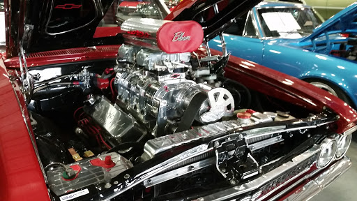 Car Dealer «Gateway Classic Cars Tampa», reviews and photos, 351 30th St NE, Ruskin, FL 33570, USA