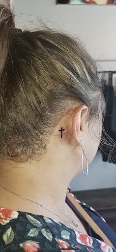 Tattoo Shop «Strange Daze Tattoos», reviews and photos, 1063 M-15, Davison, MI 48423, USA